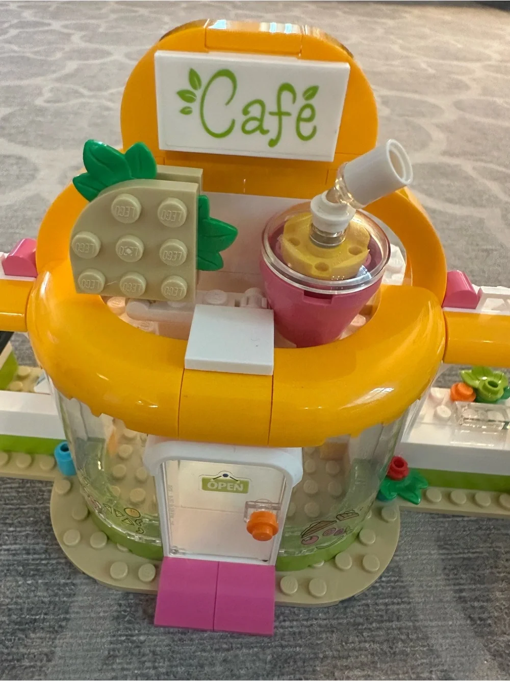 LEGO Friends Heartlake City Organic Café 41444